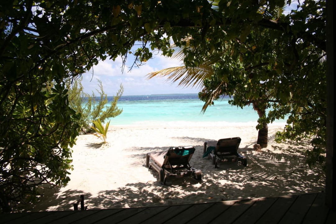 So sieht es aus vom Zimmer raus!  Komandoo Island Resort & Spa - Adults only