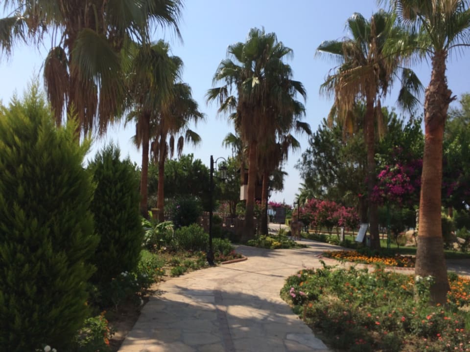 Gartenanlage Bella Resort & Spa