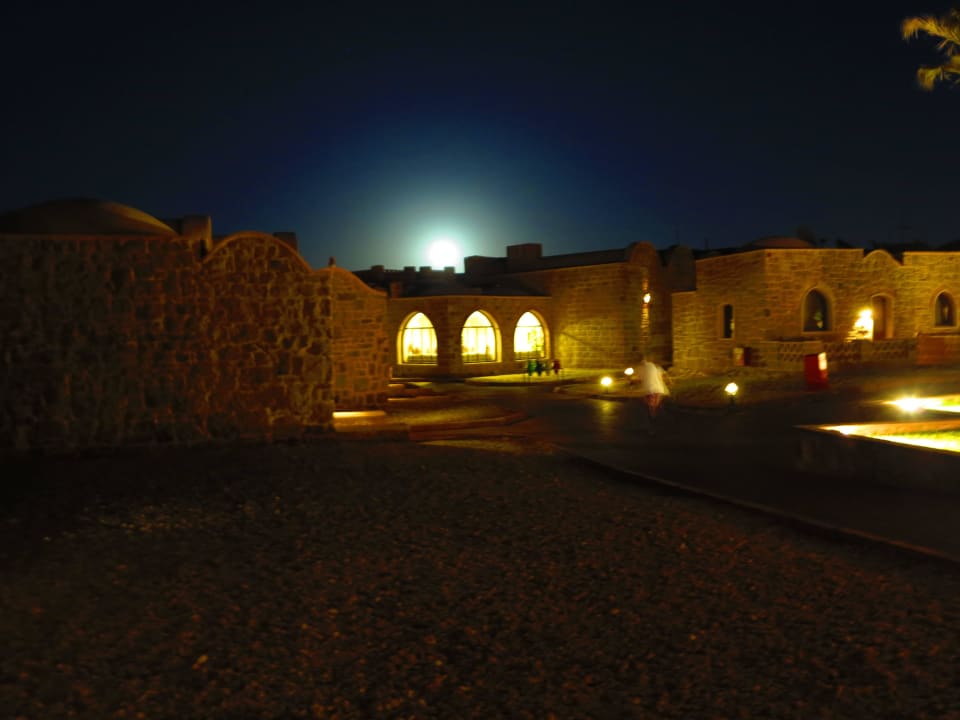 Vollmond! Mövenpick Resort El Quseir
