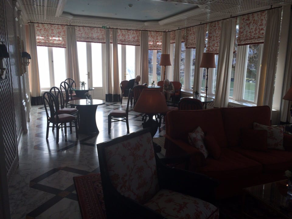 Barbereich im Wintergarten Hotel Sacher