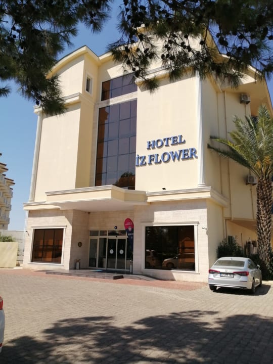 Außenansicht Iz Flower Side Beach Hotel