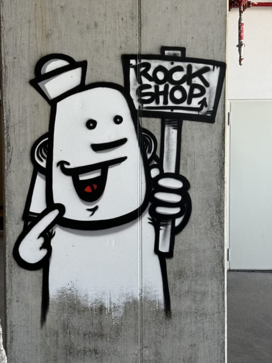 Sonstiges REVERB by Hard Rock Hamburg