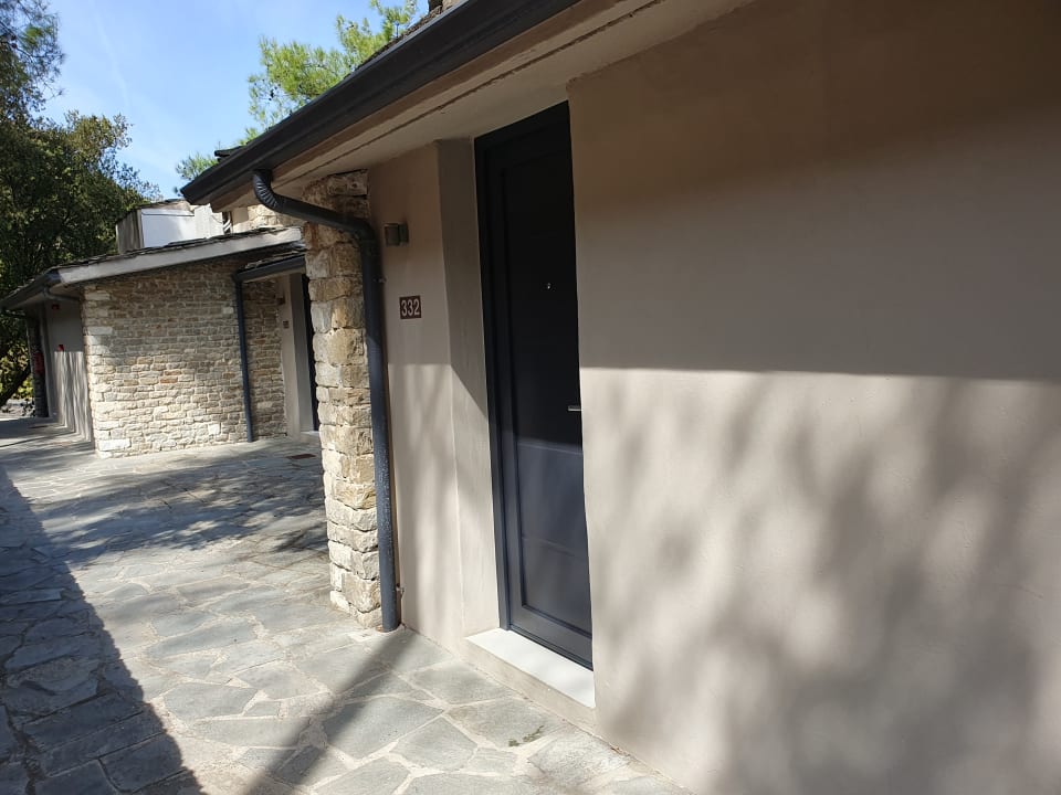 Außenansicht Hotel Makryammos Bungalows