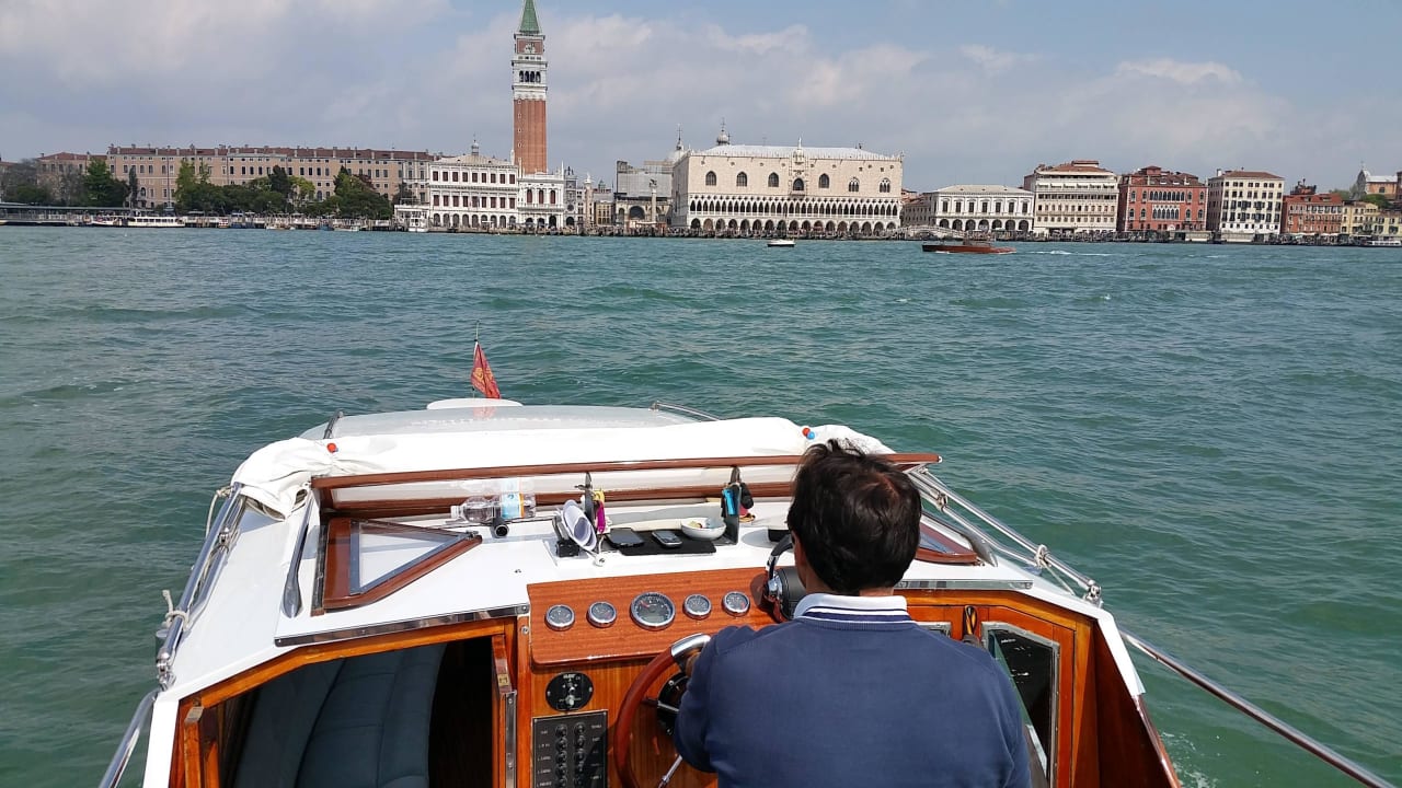 Überfahrt zum Markusplatz Cipriani, A Belmond Hotel, Venice