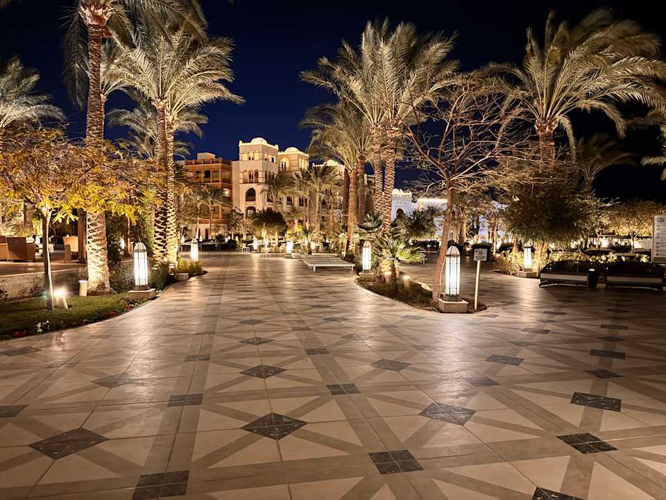 Außenansicht The Grand Palace - Adults only