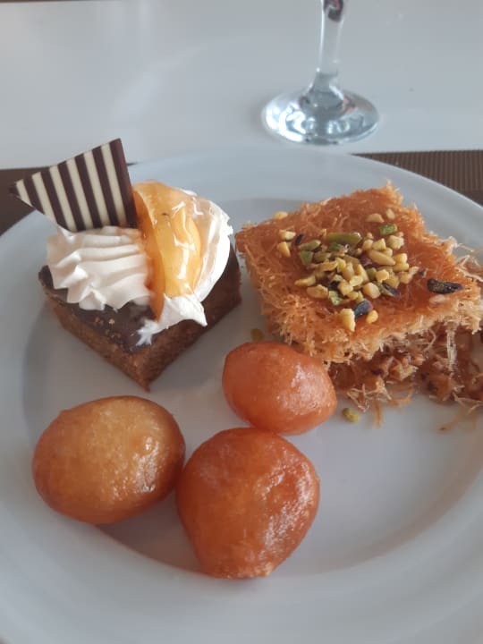 Gastro Crystal Flora Pearl Collection