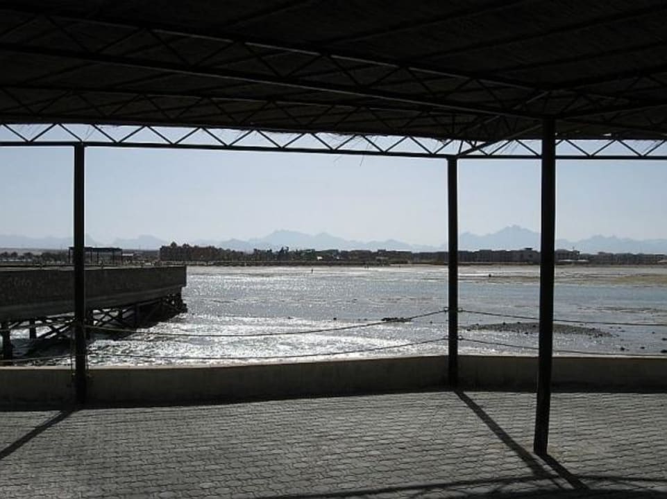 Sonnendeck Titanic Beach Spa & Aqua Park