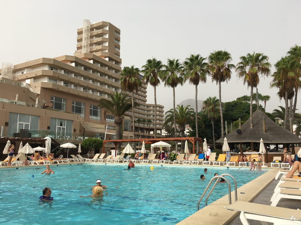 Pool Iberostar Waves Bouganville Playa