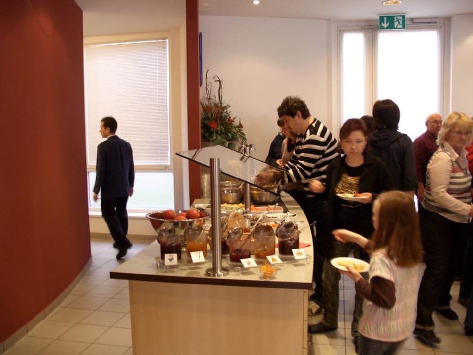 Frühstücksbüffet Premier Inn Wien City Hauptbahnhof