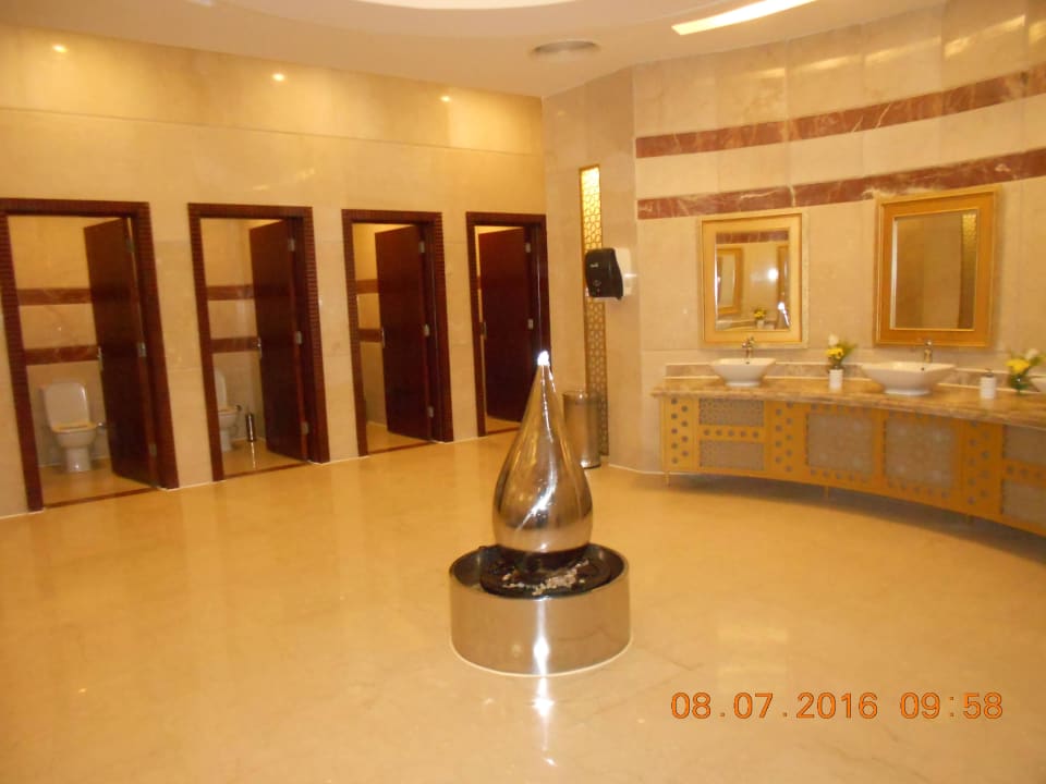 Toiletten im Restaurant Pickalbatros White Beach Resort - Hurghada