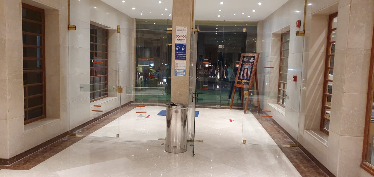 Lobby Palm Beach Resort