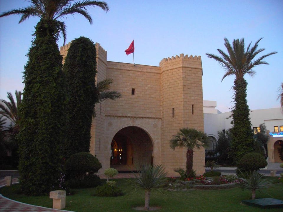 Eingangsbereich bzw. Einfahrt Mahdia Palace Thalasso