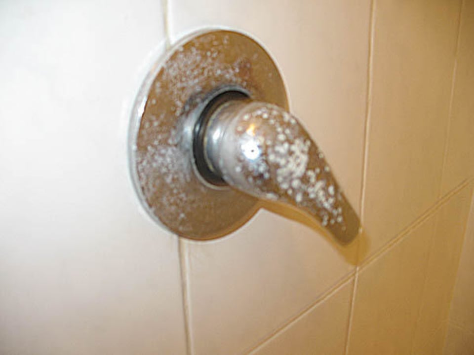 Wasserhahnen der Dusche PrideInn Flamingo Beach Resort & Spa