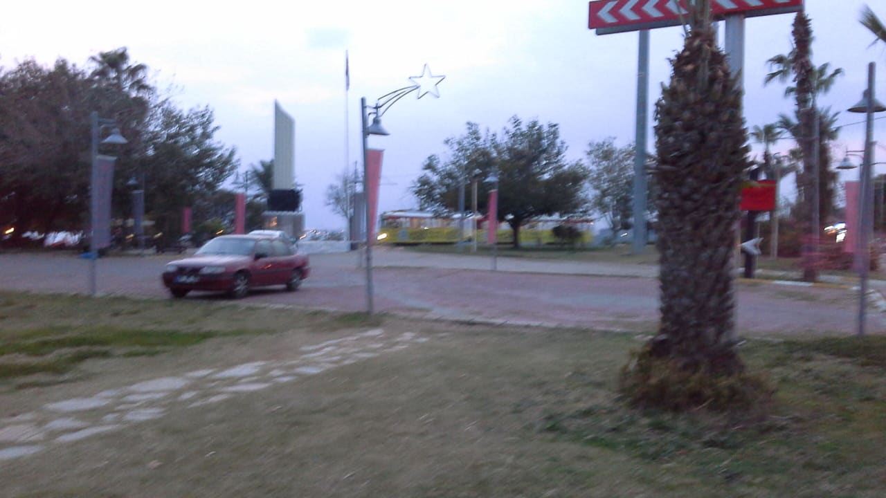 Eindpunt van de oude tram Ramada Plaza by Wyndham Antalya