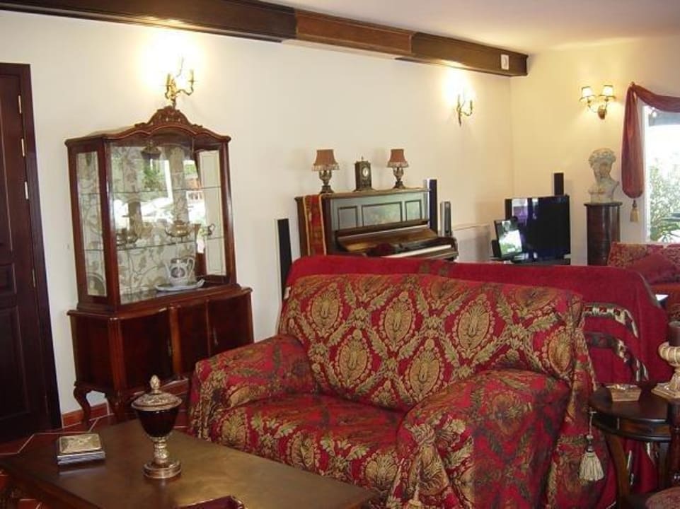 Salón Hotel Picasso