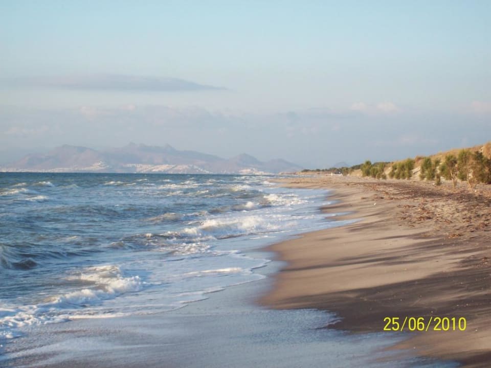 Strand Neptune Luxury Resort