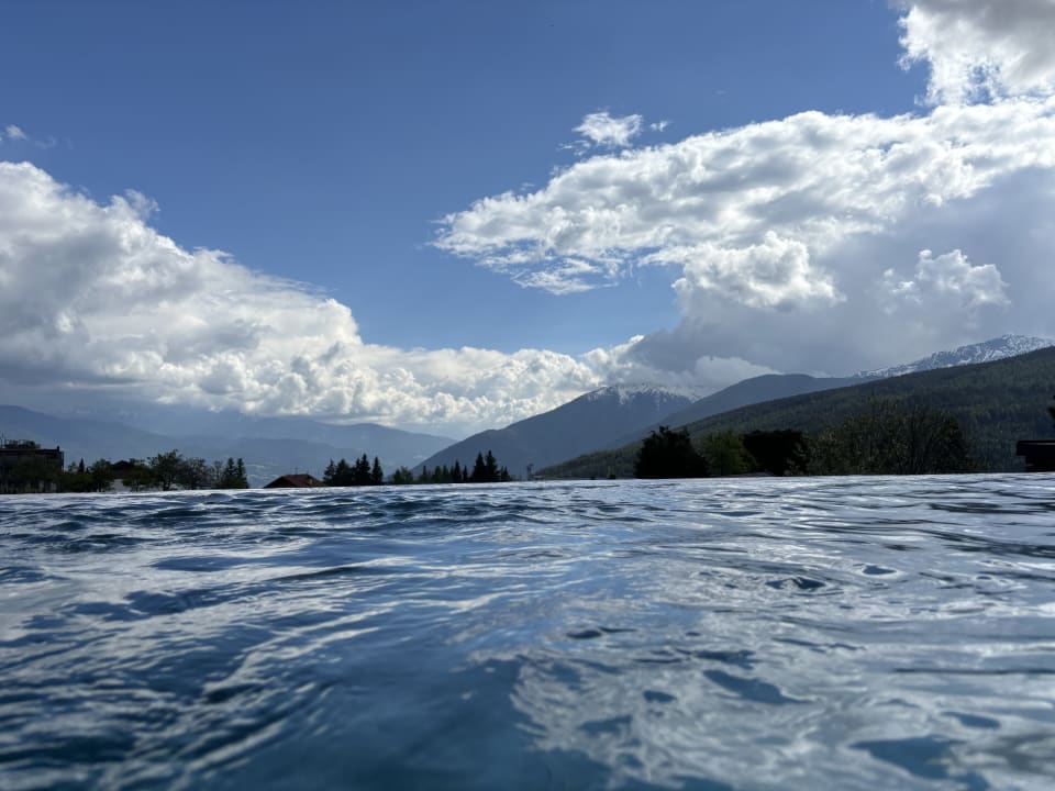 Pool SONNENBERG | Panorama Dolomites Wellbeing