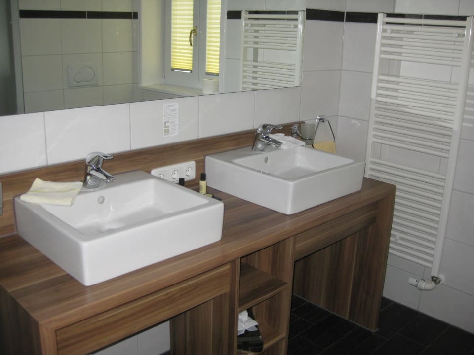 Blick ins Bad Hotel Waldsee