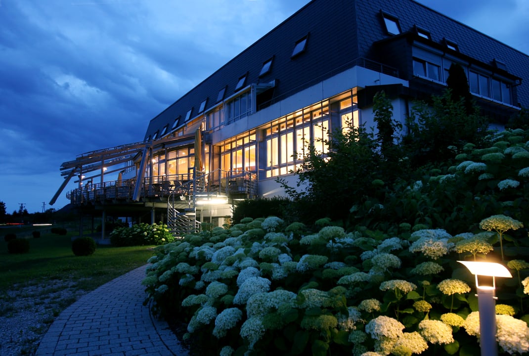 Außenansicht Stausee Hotel Klose