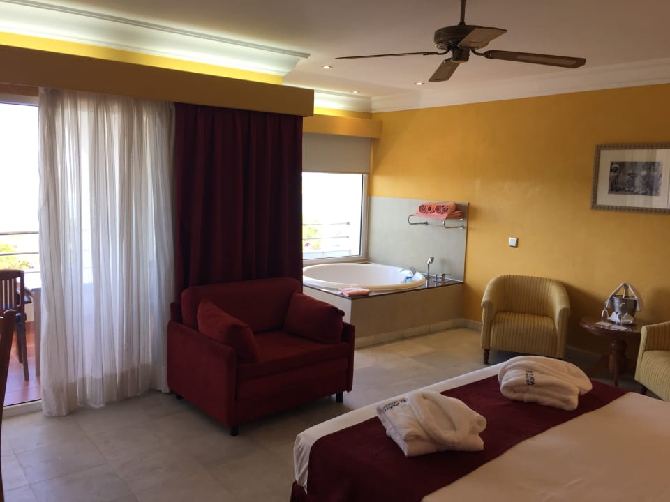 Zimmer Playacartaya Hotel
