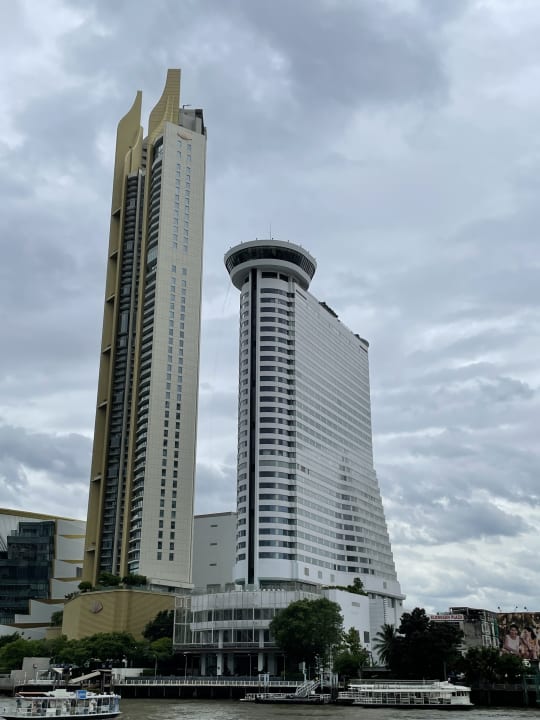 Außenansicht Millennium Hilton Bangkok