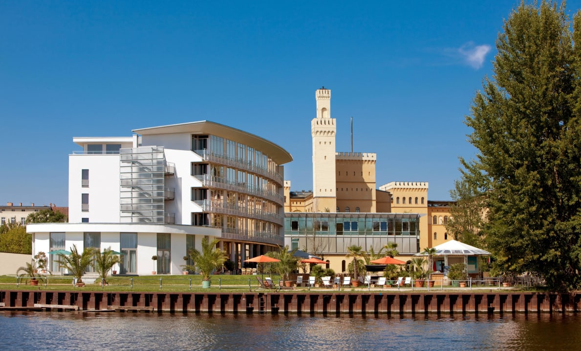 Aussenansicht Hotel am Havelufer Potsdam