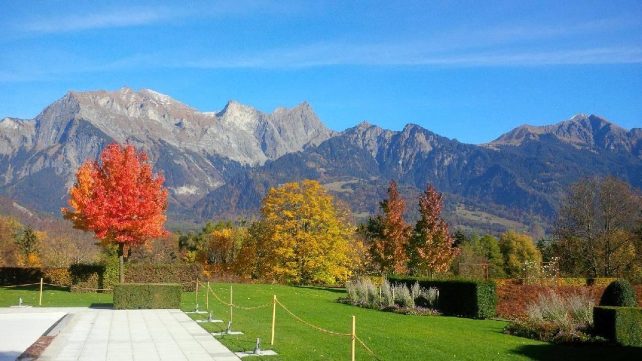 Garten im Herbst Grand Resort Bad Ragaz