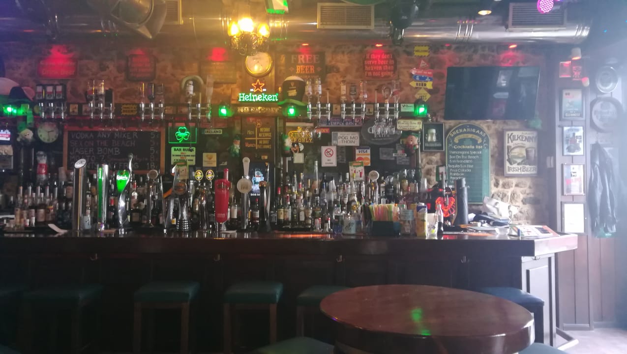 Gastro Asterias Village Resort