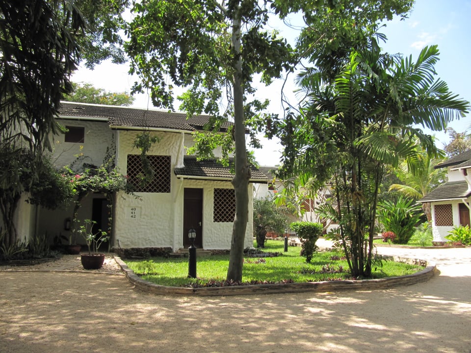 Eingang zu unserem Zimmer Hotel Pinewood Beach Resort & Spa