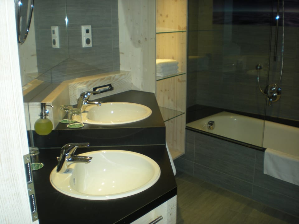 Bad ULRICHSHOF Nature · Family · Design