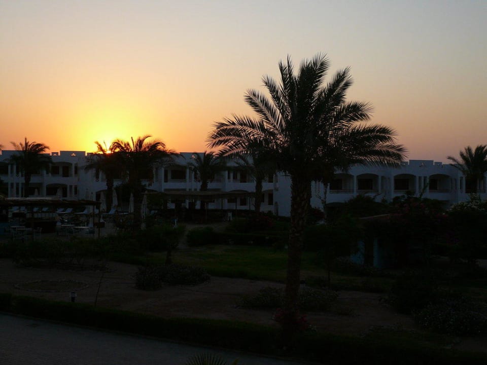 Sunset Happy Life Village