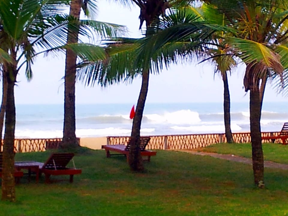 Meerblick von unserer Terrasse Mermaid Hotel & Club