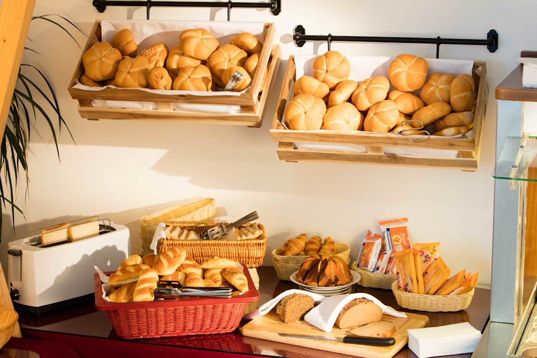 Restaurant AllYouNeed Hotel Salzburg