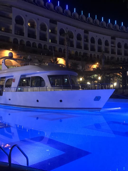 Pool Crystal Sunset Pearl Collection