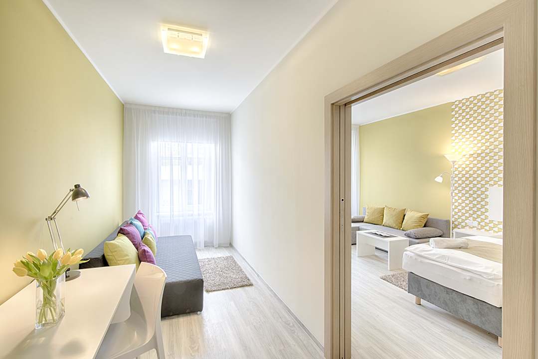 Zimmer Apartments 35