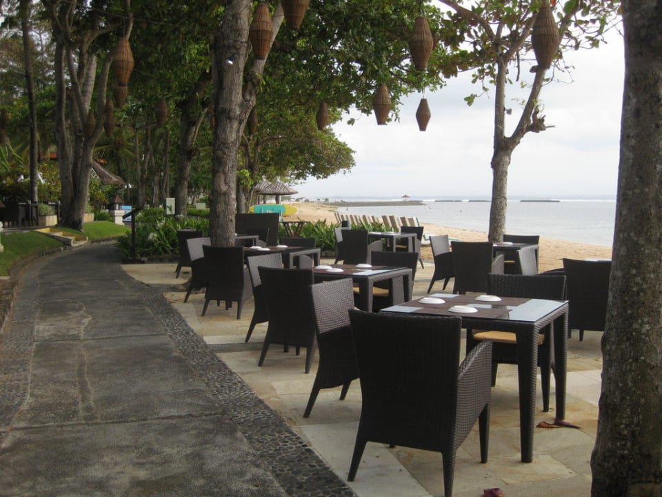Restaurant am Strand The Laguna A Luxury Collection Resort & Spa