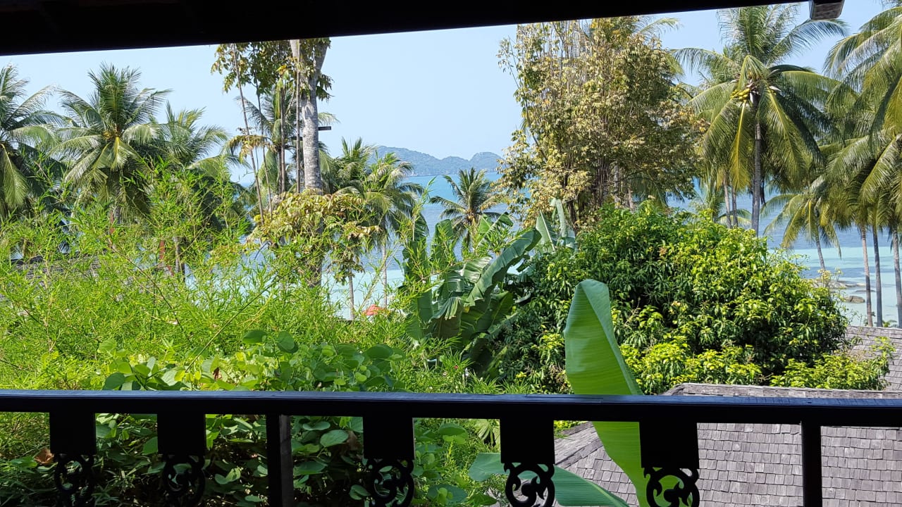 Ausblick Terrasse Kupu Kupu Phangan Beach Villas & Spa by L'Occitane