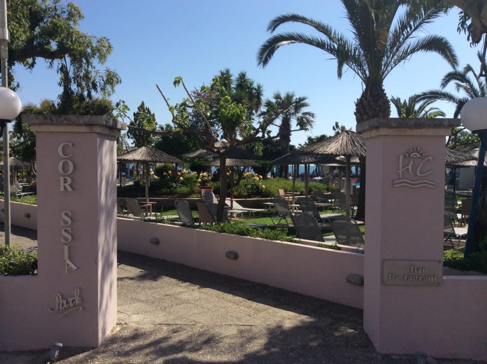 Gartenanlage Corissia Beach Hotel