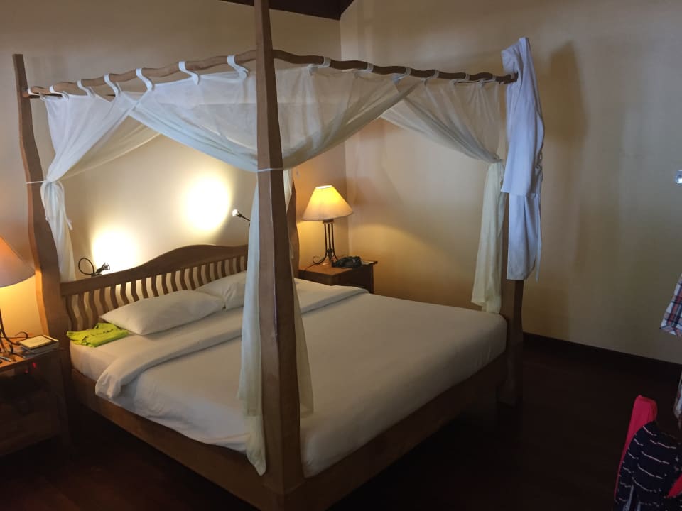 Zimmer Filitheyo Island Resort