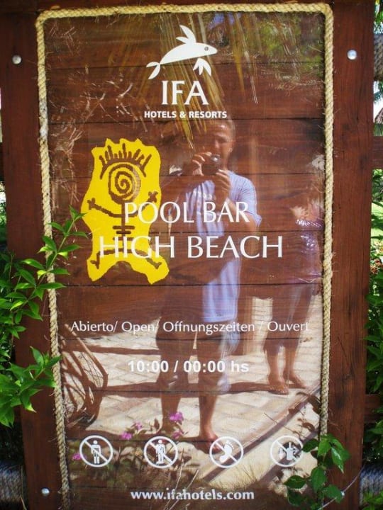 Solche Schilder findet man überall in der Anlage Villas Bavaro Resort & Spa