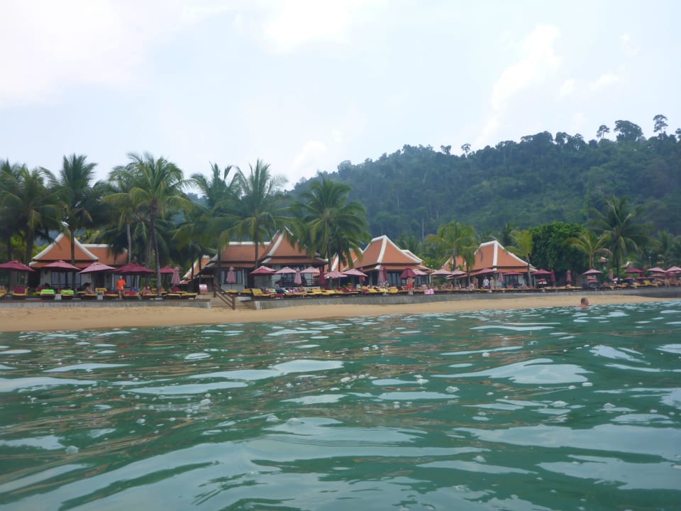 Strand vom Meer aus Khaolak Laguna Resort