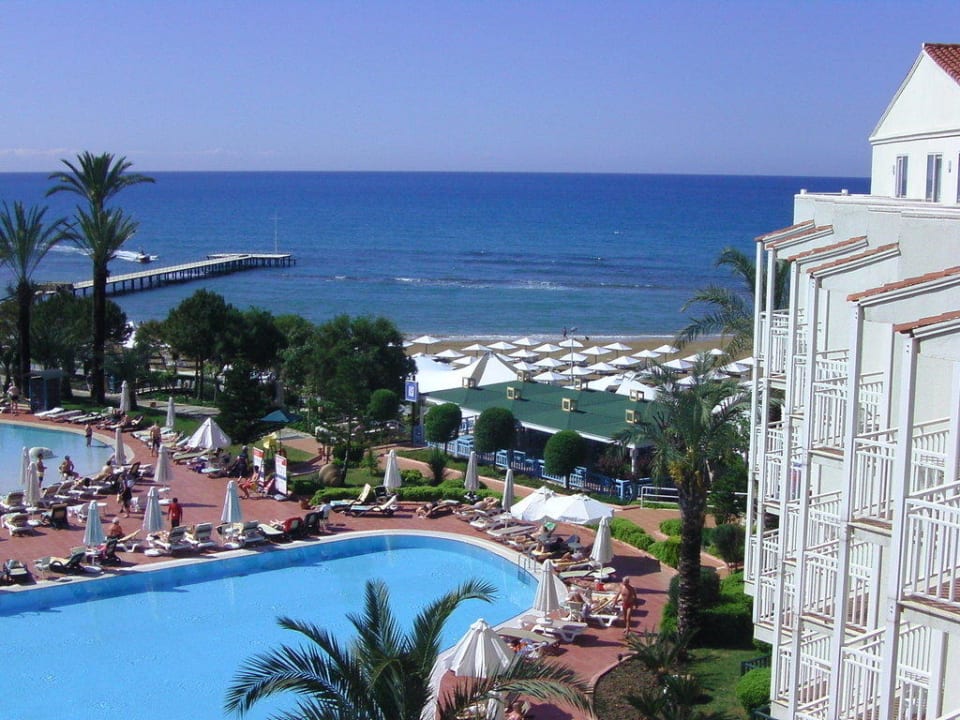 Poolanlage / Ausblick PALOMA Perissia