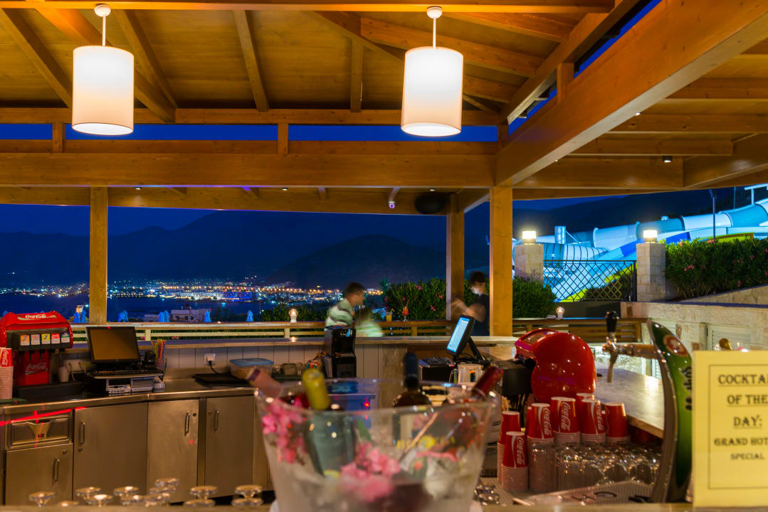 Gastro Grand Hotel Holiday Resort