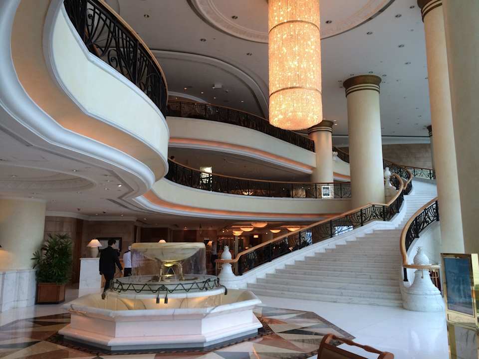 Lobby Harbour Grand Kowloon