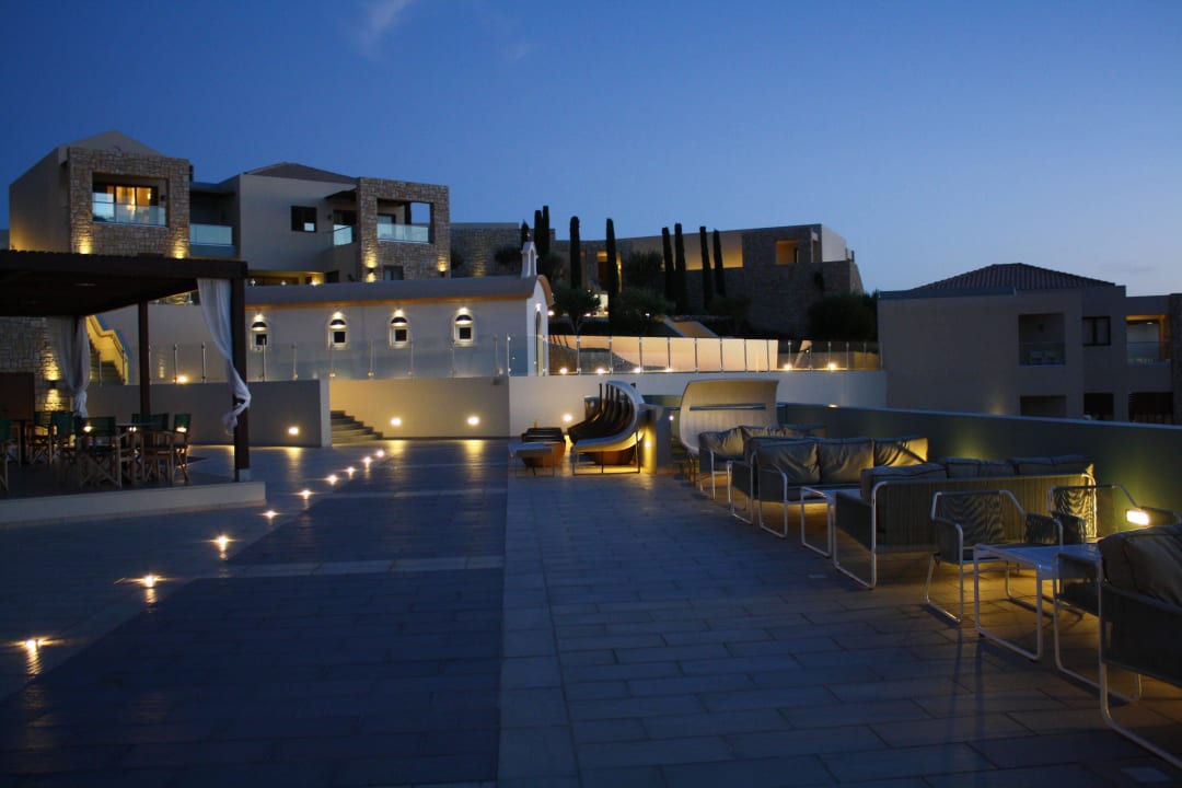 Anlage kurz nach Sonnenuntergang Blue Lagoon Village