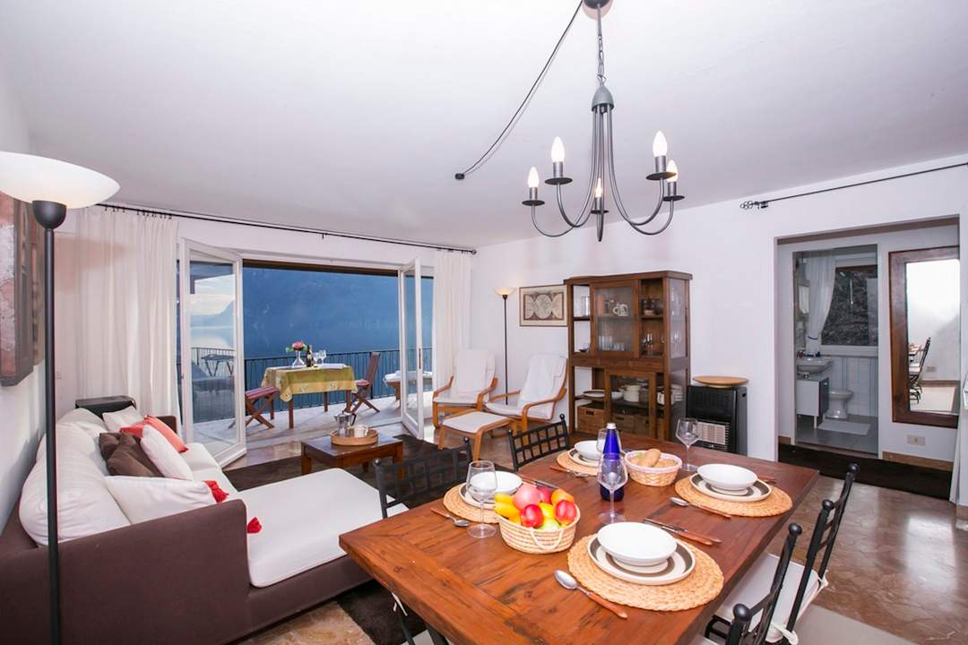 Zimmer Casa al Lago Lakefront Apartment