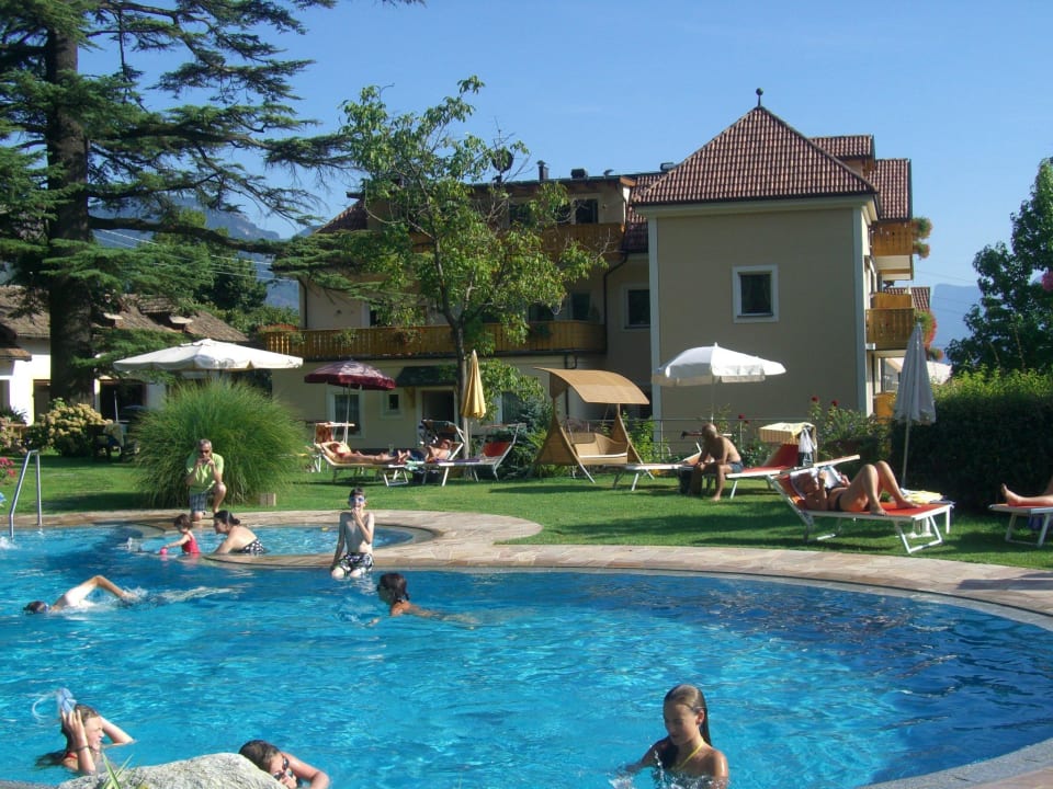 Pool  Hotel Wessobrunn