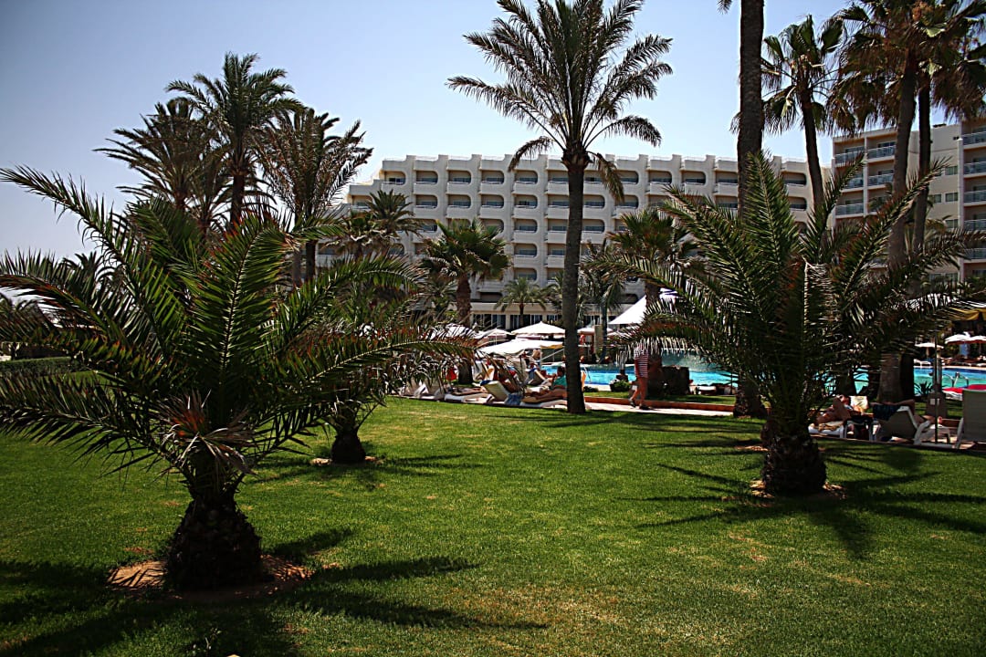 Hotelrückseite Hotel Riu Palace Tres Islas