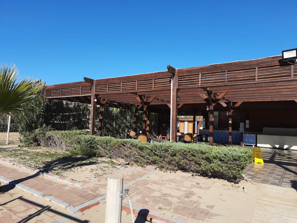 Strand Port Side Resort Hotel