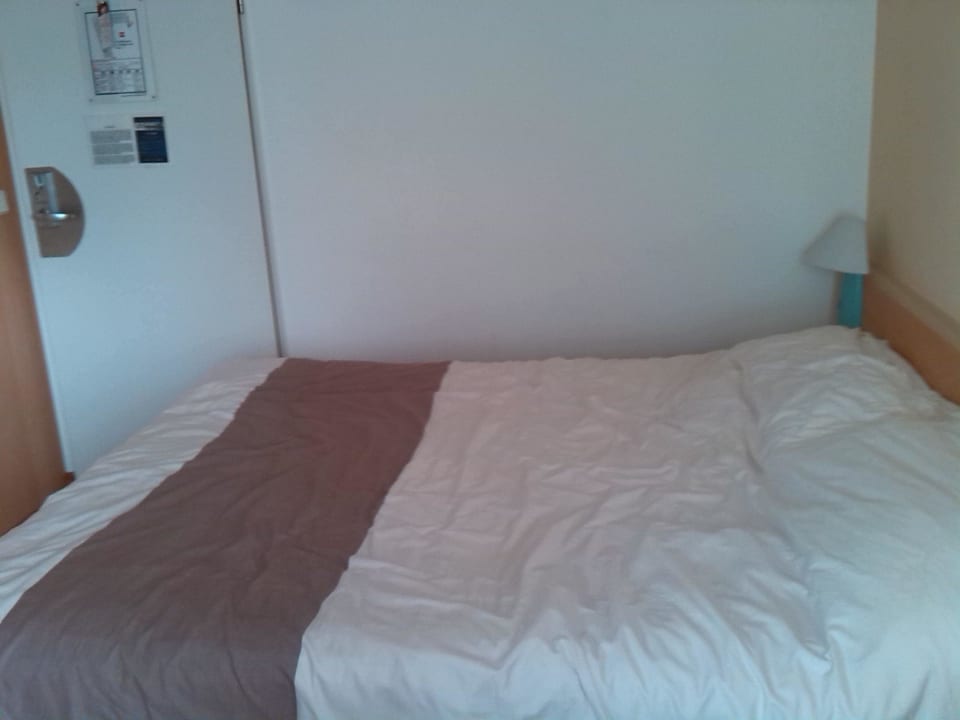 Bett B&B Hotel Bonn-City